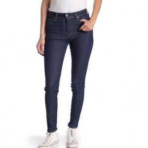 Levi’s 721 Skinny Jeans